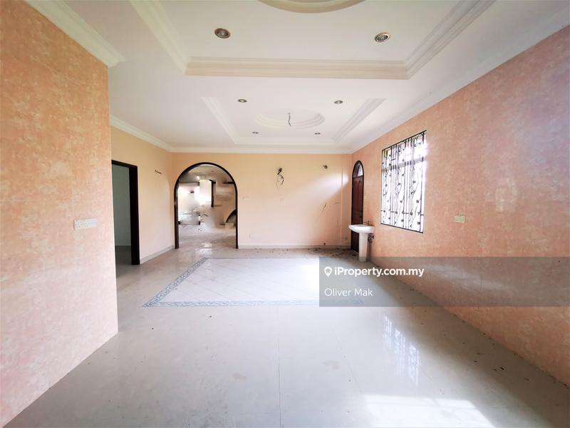 Bungalow House for Sale in Bukit Jalil Golf, Bukit Jalil by Oliver Mak - iProperty.com.my