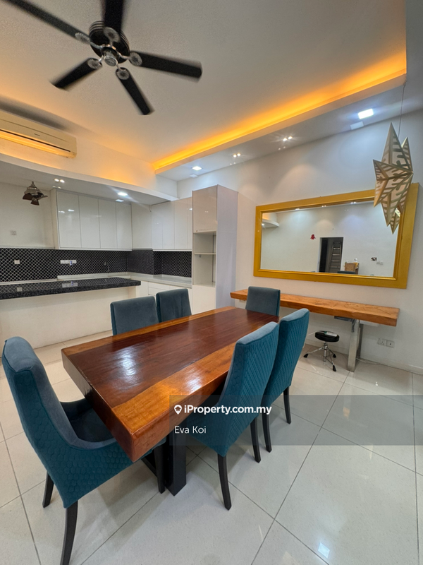 Rumah Berangkai 3 Tingkat untuk Disewa di CASAMAN, Desa Parkcity oleh Eva Koi - iProperty.com.my
