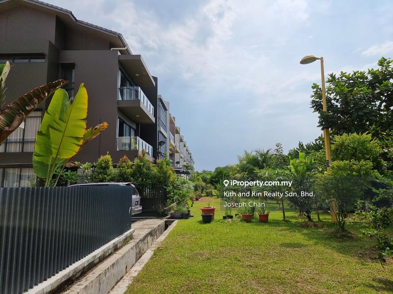 Rumah Teres 3-Tingkat untuk Dijual di Laman Glenmarie, Shah Alam oleh Joseph Chan - iProperty.com.my