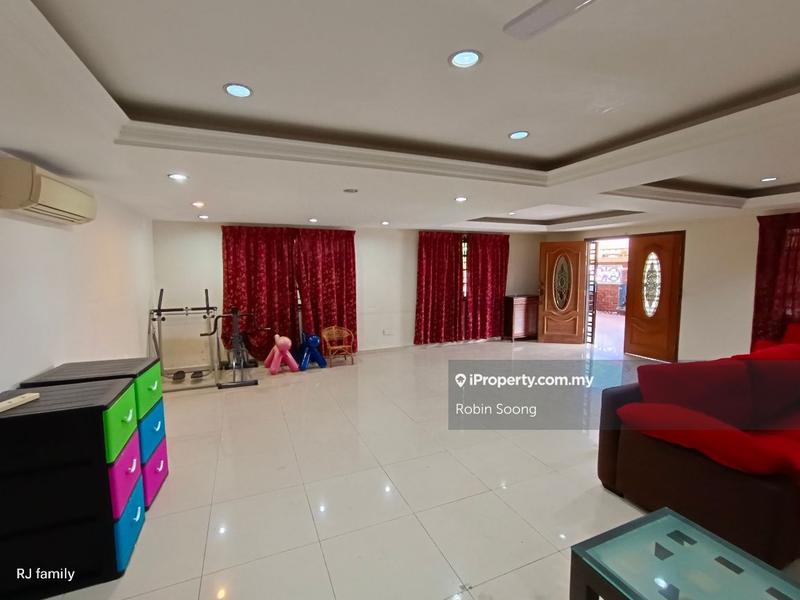 Semi-Detached House for Sale in Taman Tasik Utama, Ayer Keroh by Robin Soong - iProperty.com.my