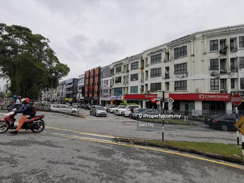 For Sale - USJ 9 Subang Jaya's 3 Storey Shop For Sale