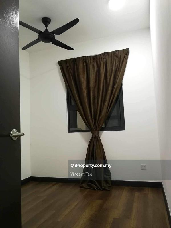 Service Residence for Sale in Symphony Tower (Menara Simfoni) by Vincent Tee - iProperty.com.my