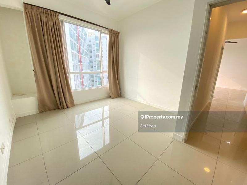 Kediaman Servis untuk Dijual di Greenfield Regency oleh Jeff Yap - iProperty.com.my