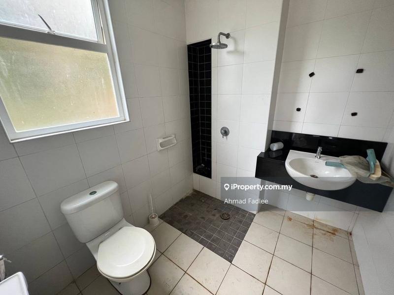 Bungalow House untuk Dijual di Kayangan Heights, Shah Alam oleh Ahmad Fadlee - iProperty.com.my