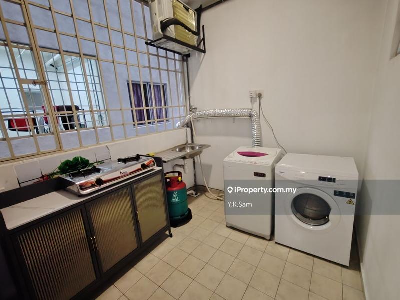 Kediaman Servis untuk Dijual di I Residence oleh Y.K.Sam - iProperty.com.my