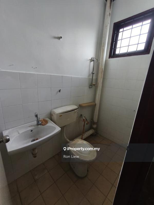 Rumah Teres 2-Tingkat untuk Dijual di Saujana Puchong, Puchong oleh Ron Liew - iProperty.com.my
