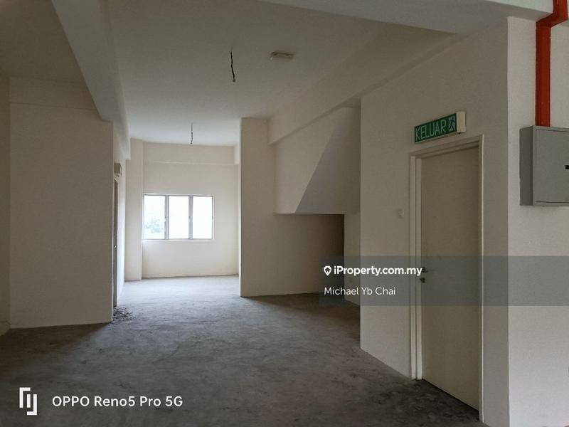 Shop-Office for Sale in Bandar Bukit Beruntung, Rawang by Michael Yb Chai - iProperty.com.my