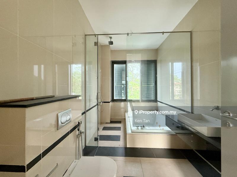 Bungalow House for Sale in Seksyen U2, Saujana by Ken Tan - iProperty.com.my