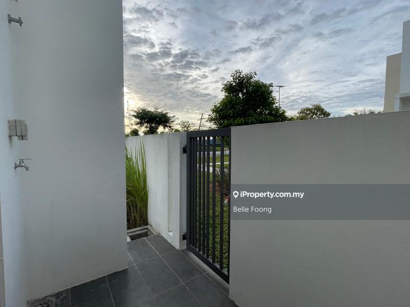 Rumah Berangkai 2 Tingkat untuk Dijual di Bandar Gamuda Cove, Dengkil oleh Belle Foong - iProperty.com.my
