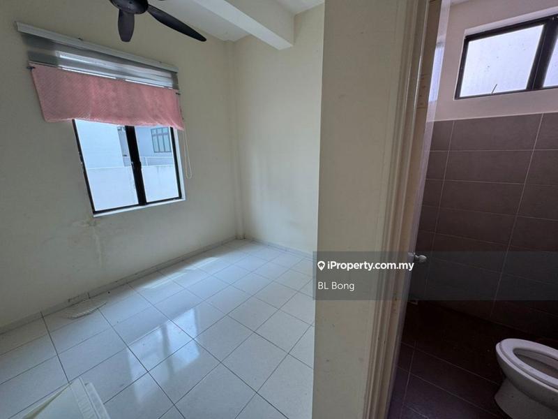 Rumah Berkembar untuk Dijual di Bukit Katil, Melaka oleh BL Bong - iProperty.com.my