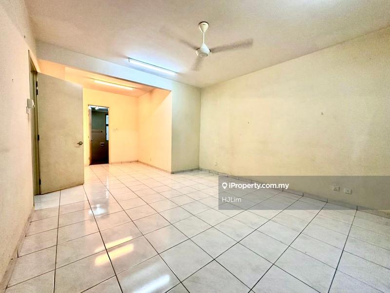 Townhouse for Sale in Bandar Tun Hussein Onn, Cheras by HJLim - iProperty.com.my