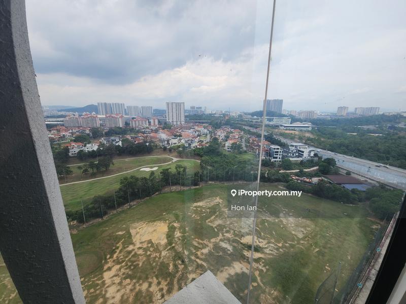 Service Residence for Sale in Twin Arkz by Hon Ian - iProperty.com.my