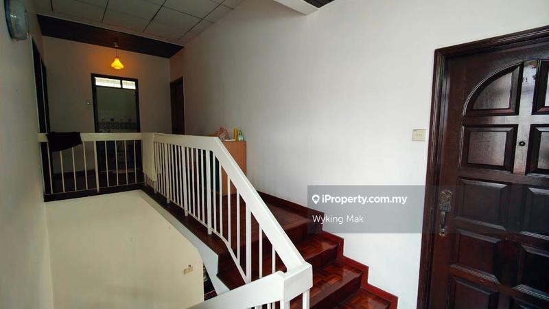 Rumah Berkembar untuk Dijual di Taman Desa Semi-D, Jalan Desa Mesra, Taman Desa oleh Wyking Mak - iProperty.com.my