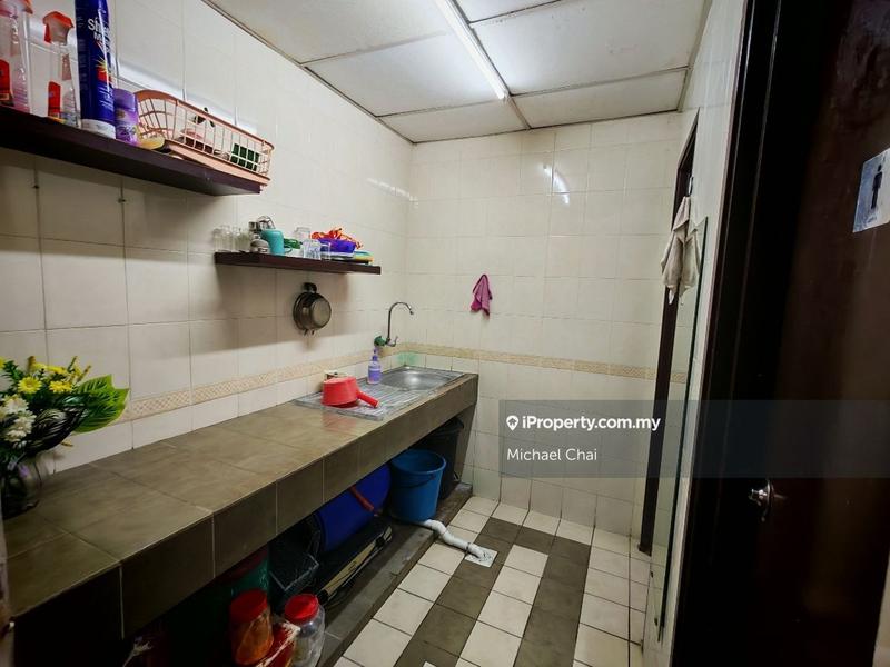 Kedai-Pejabat untuk Dijual di Bandar Puteri Puchong, Puchong oleh Michael Chai - iProperty.com.my