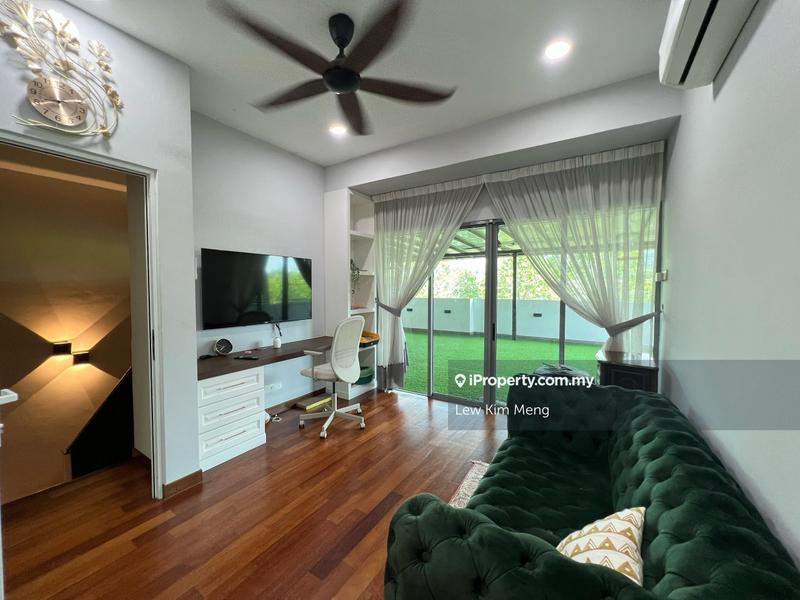 Rumah Berkembar untuk Dijual di awxkn, Damansara Damai oleh Lew Kim Meng - iProperty.com.my