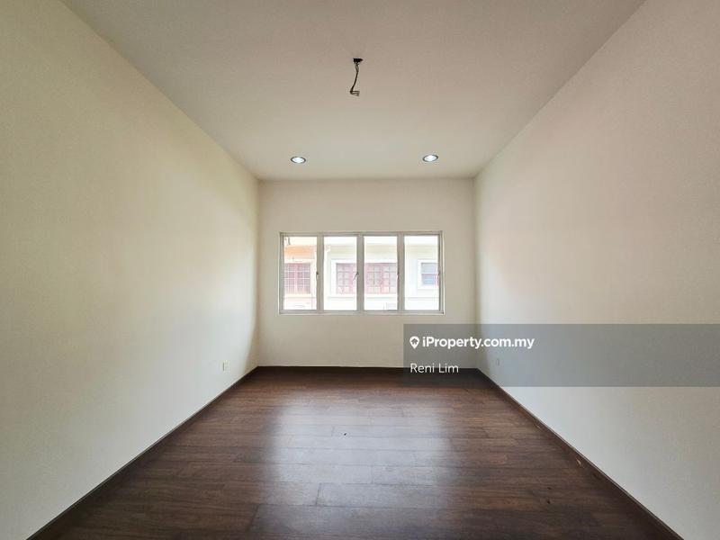 Bungalow House untuk Dijual di 28 Residency, Kota Damansara, Kota Damansara oleh Reni Lim - iProperty.com.my