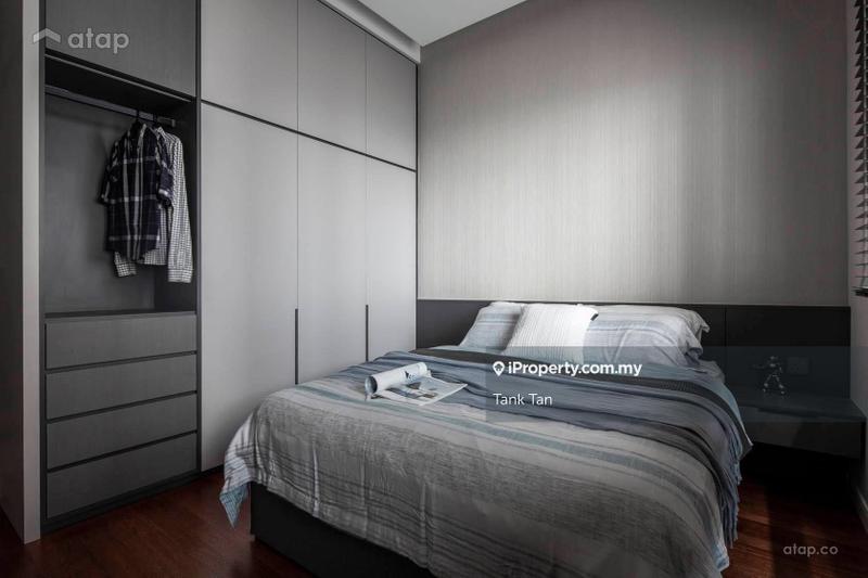 Rumah Berkembar untuk Dijual di 32x70 Gated &Guarded 0%D/P Lakeview 5min to Cyber, Cyberjaya oleh Tank Tan - iProperty.com.my