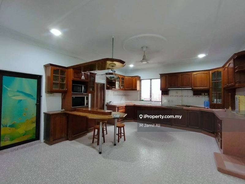Bungalow House for Sale in Kampung Melayu, Kluang by M Jamil Ali - iProperty.com.my