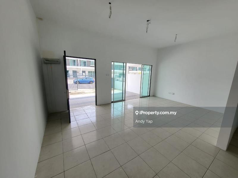 2-storey Terraced House untuk Dijual di Taman Kundang Jaya, Rawang oleh Andy Yap - iProperty.com.my
