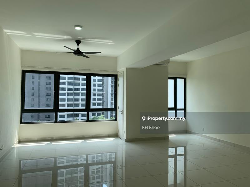 For Sale - Pandora @ Tropicana Metropark