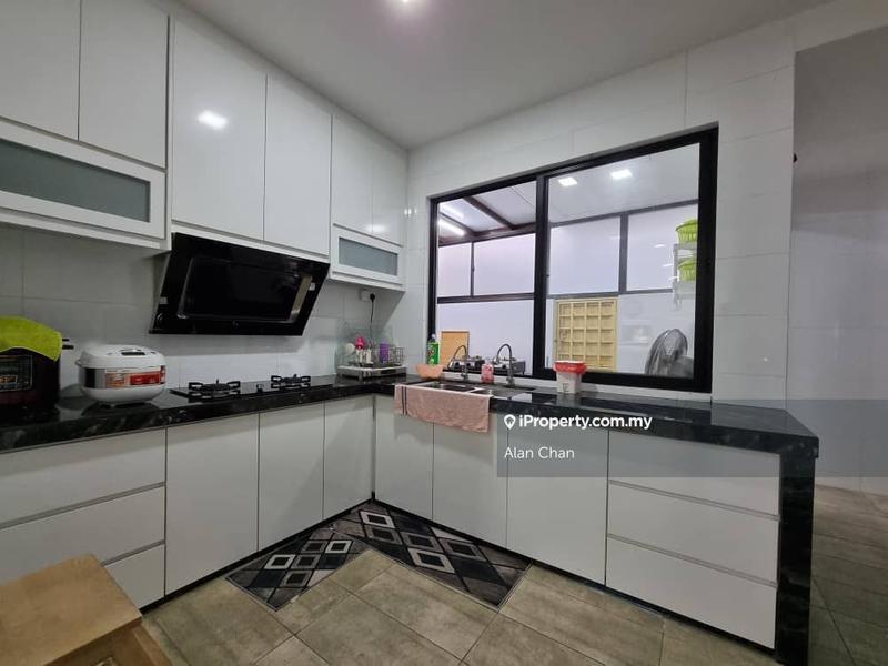 3-storey Terraced House for Sale in 16 Sierra, Puchong by Alan Chan - iProperty.com.my
