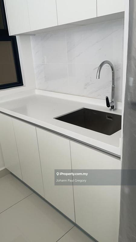 Kondominium untuk Dijual di Vertu Resort oleh Johann Paul Gregory - iProperty.com.my