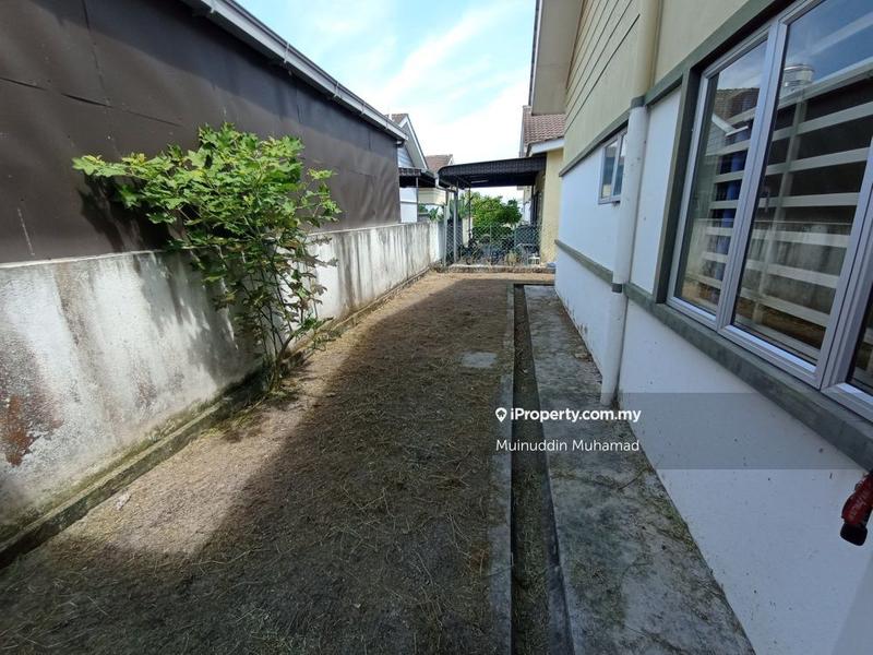 Banglo untuk Dijual di Taman Lekir Bestari, Lekir oleh Muinuddin Muhamad - iProperty.com.my