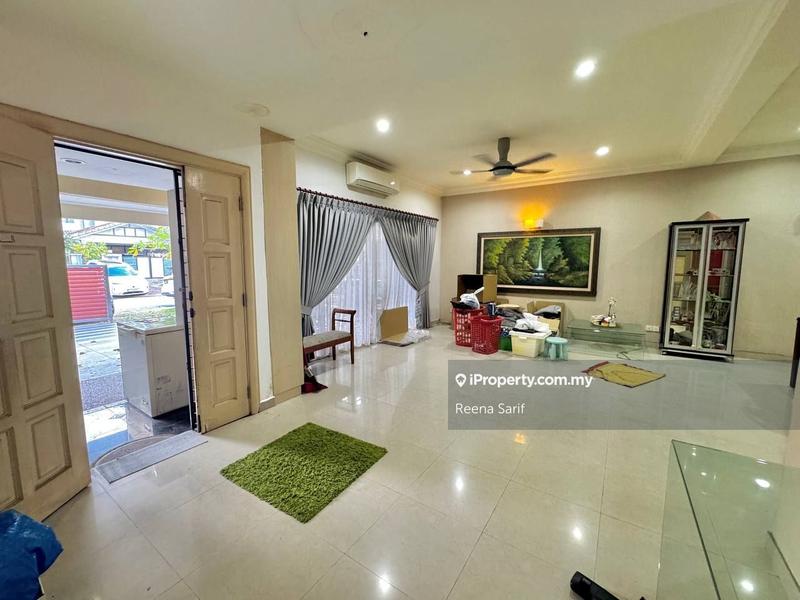 Rumah Berangkai 2 Tingkat untuk Dijual di Bukit Jelutong, Shah Alam oleh Reena Sarif - iProperty.com.my