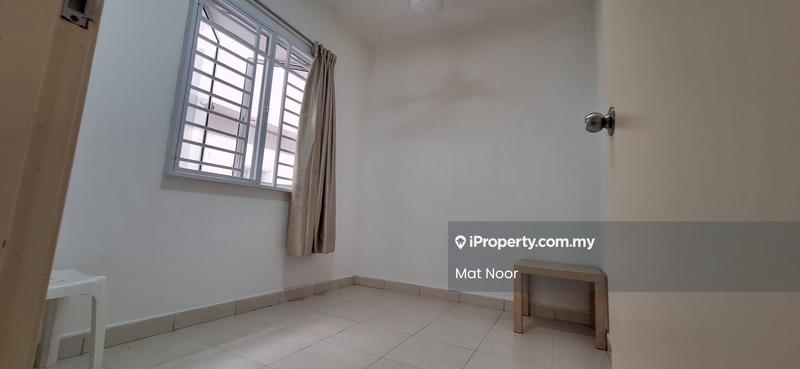Pangsapuri untuk Dijual di De Bayu oleh Mat Noor - iProperty.com.my