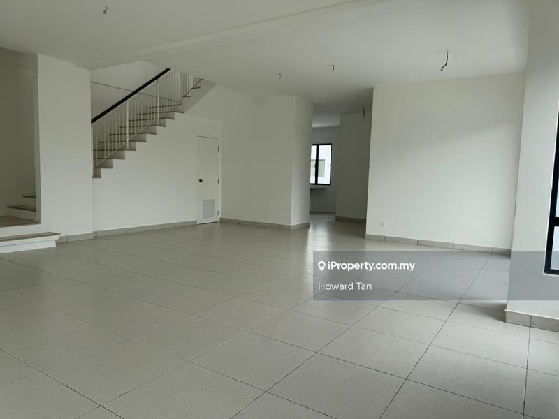 Semi-Detached House for Sale in Kemayan Height, Seremban 2 by Howard Tan - iProperty.com.my