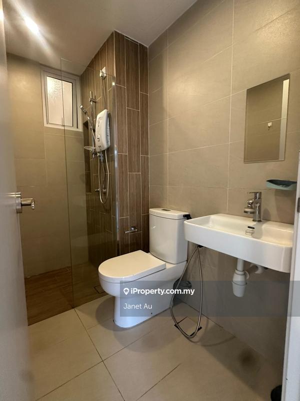 Residensi Servis untuk Dijual di RYAN & MIHO oleh Janet Au - iProperty.com.my