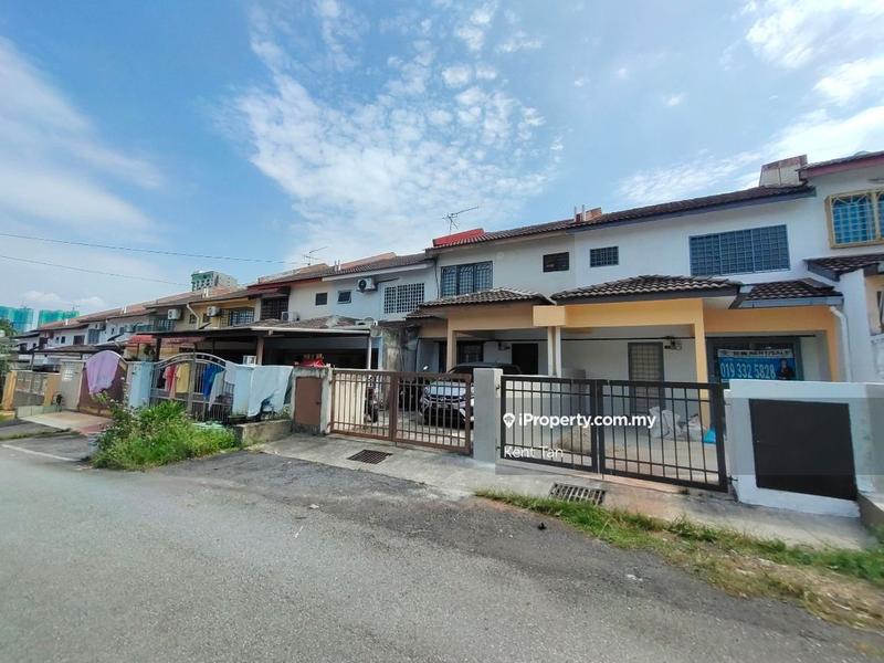 2-storey Terraced House untuk Dijual di Taman Pinggiran Putra, Seri Kembangan oleh Kent Tan - iProperty.com.my