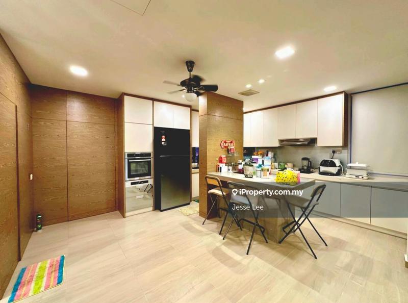 Rumah Berkembar untuk Dijual di Bandar Country Homes, Rawang oleh Jesse Lee - iProperty.com.my