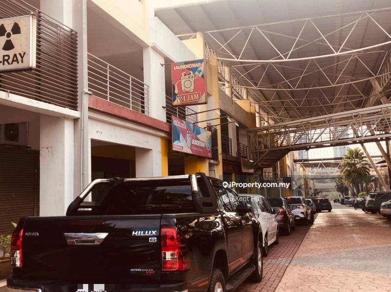 Retail Office untuk Dijual di Bandar Putra Permai, Seri Kembangan oleh Lau Kent Hui - iProperty.com.my