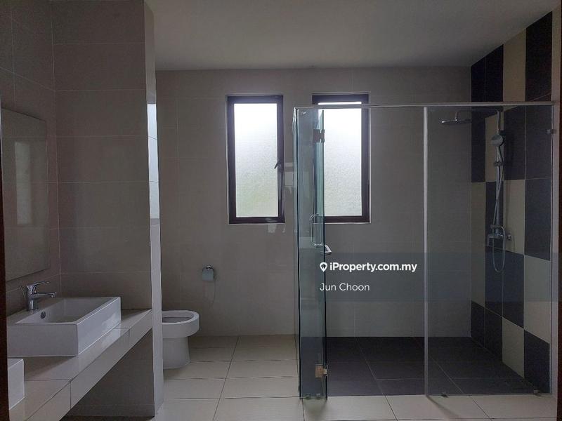 Bungalow House for Sale in Hulu Semenyih, Selangor by Jun Choon - iProperty.com.my