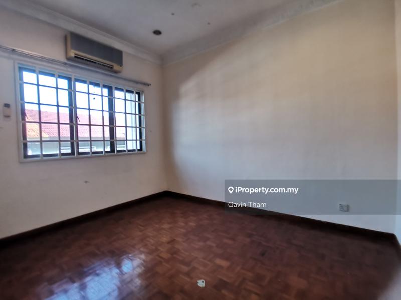 Semi-Detached House for Sale in Taman Overseas Union (Taman Oug), Jalan Klang Lama (Old Klang Road) by Gavin Tham - iProperty.com.my