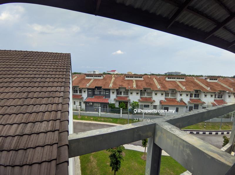 Townhouse for Sale in Kota Kemuning, Shah Alam by JJ Wang - iProperty.com.my