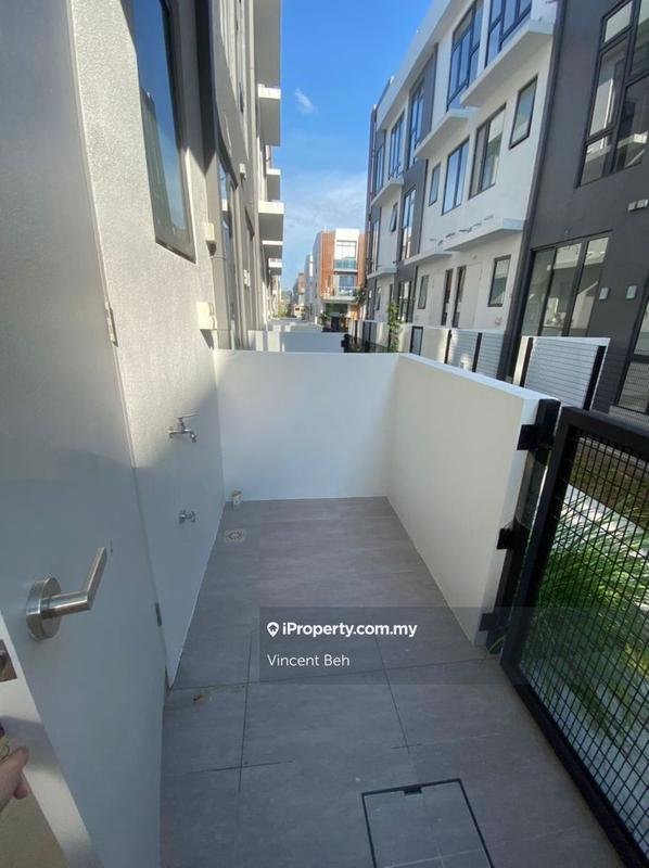 Rumah Berangkai 3 Tingkat untuk Disewa di BANDAR PUCHONG JAYA, Puchong oleh Vincent Beh - iProperty.com.my