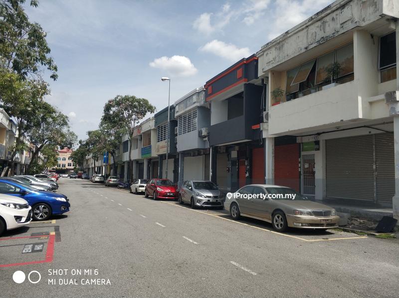 Shop for Sale in Bandar Puteri Puchong, Puchong by Kelvin Tan - iProperty.com.my