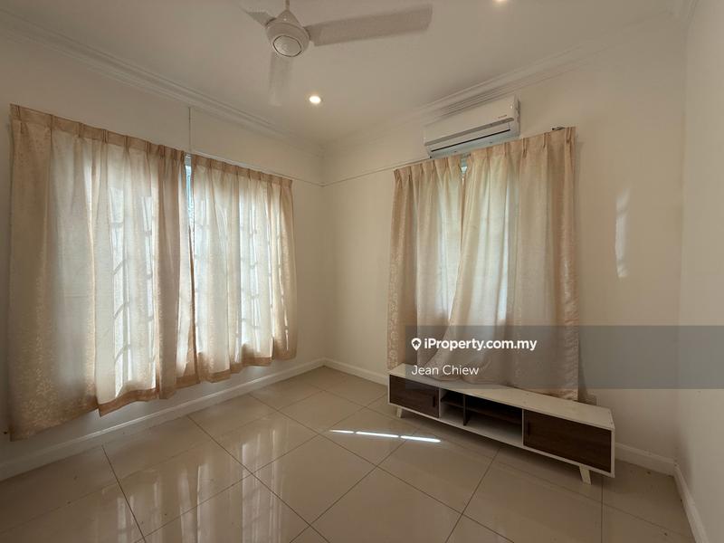 Bungalow House for Sale in Taman United, Jalan Klang Lama (Old Klang Road) by Jean Chiew - iProperty.com.my