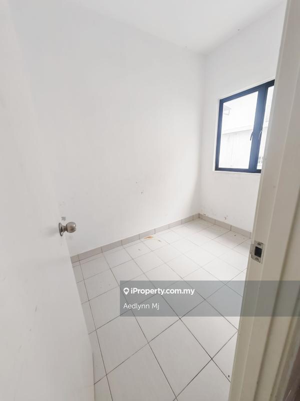 Rumah Teres 2.5-Tingkat untuk Dijual di Puchong, Selangor oleh Aedlynn Mj - iProperty.com.my