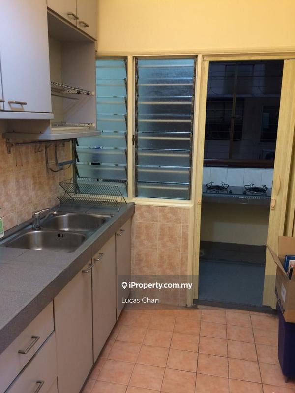 For Rent - Pangsapuri Saraka