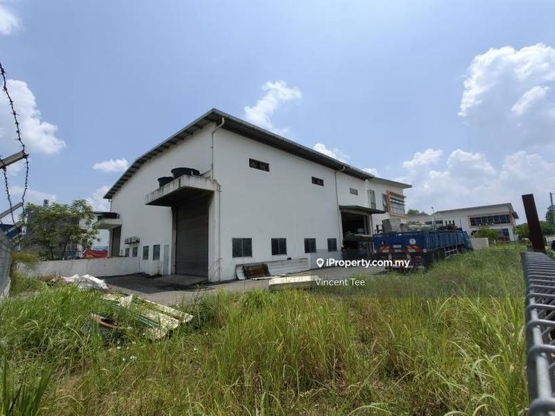For Sale - Corner Semi-D Factory 75x170 13800sf Saujana Teknologi Rawang