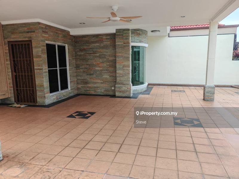 Semi-Detached House for Sale in Bandar Putra Permai, Seri Kembangan by Steve - iProperty.com.my