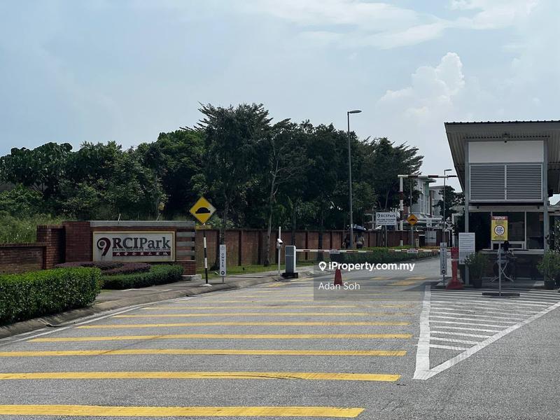 Kilang Berkembar untuk Dijual di Rawang Corporate Industrial Park, Rawang oleh Adan Soh - iProperty.com.my