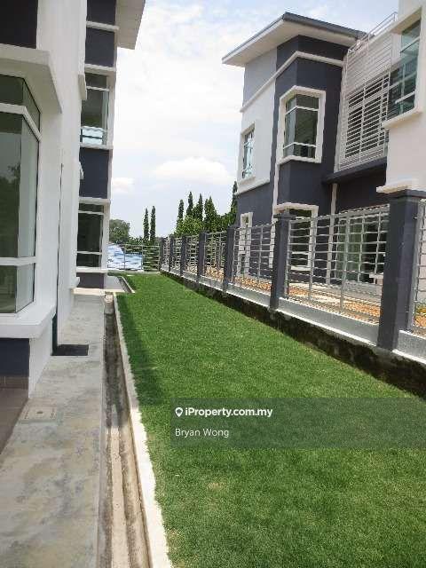 Rumah Berkembar untuk Dijual di Sentosa Heights, Kajang oleh Bryan Wong - iProperty.com.my