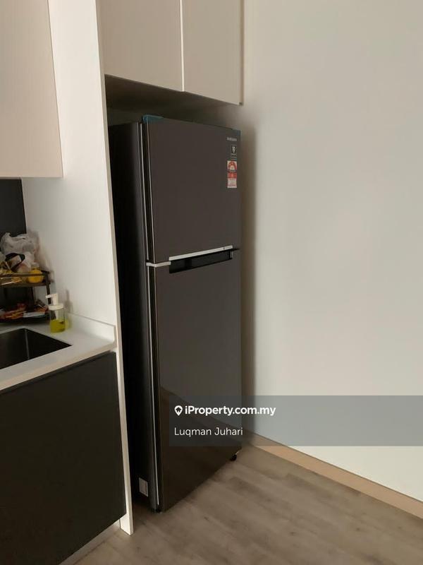 Residensi Servis untuk Dijual di Emporis oleh Luqman Juhari - iProperty.com.my