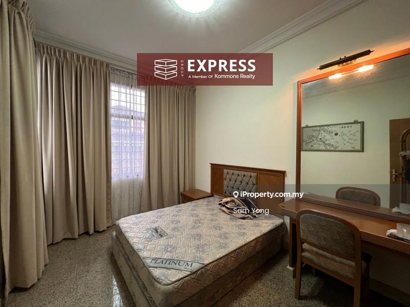 Semi-Detached House for Sale in Pujut, Miri by Sam Yong - Bedroom - iProperty.com.my