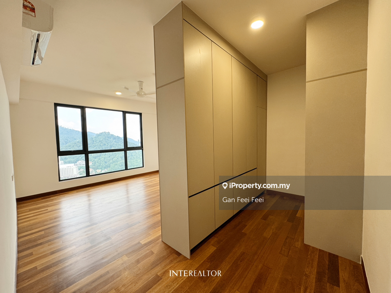 For Sale - Muze @ PICC