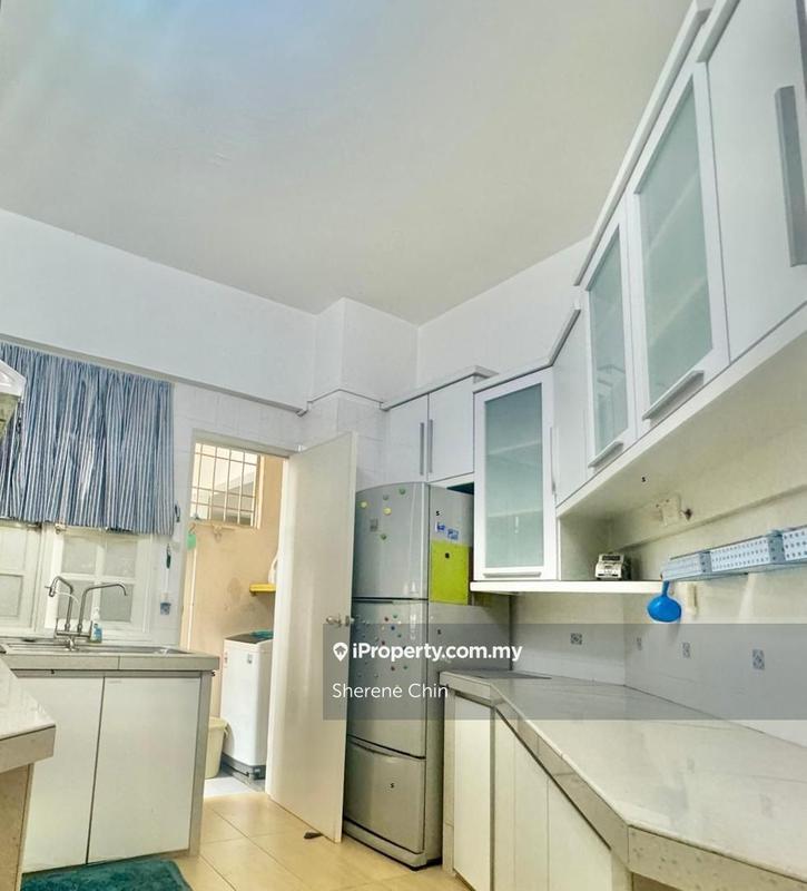 For Sale - Leader Garden